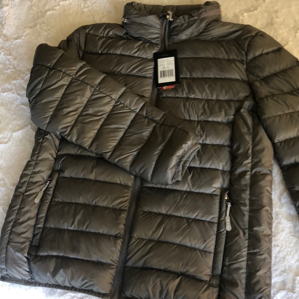 TUMI down feather jacket. Women’s medium.